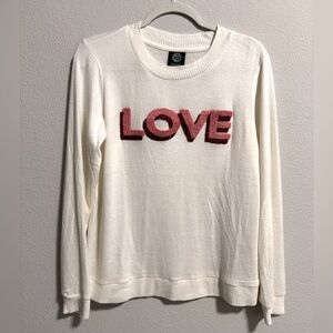 Light weight sweater